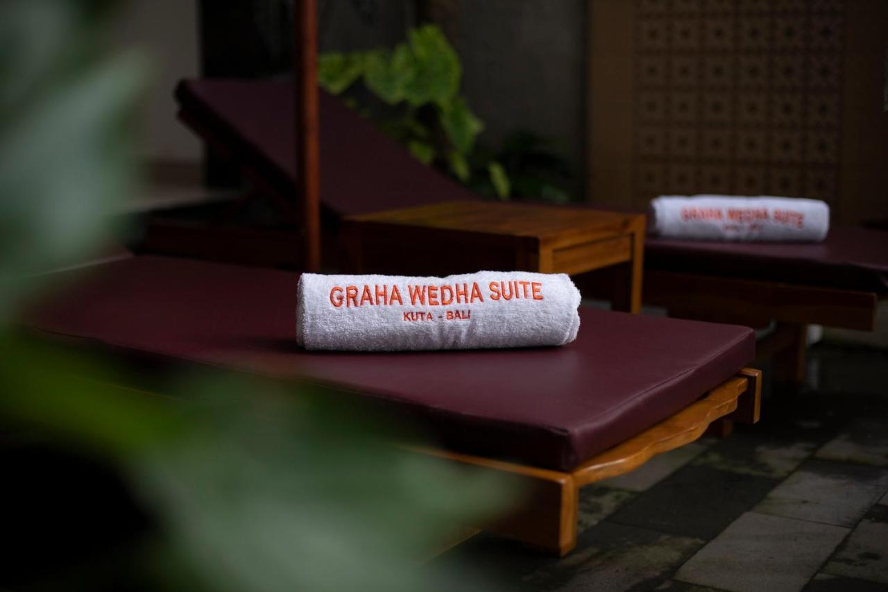 Graha Wedha Suite Kuta By Kamara Exterior foto